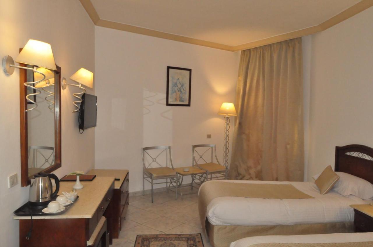 Dexon Roma Hotel Hurghada Exterior photo